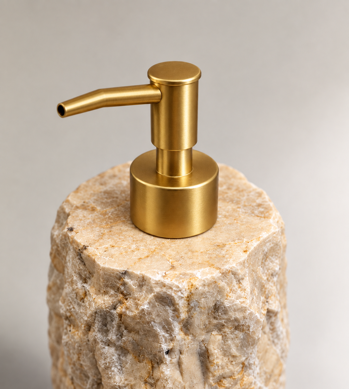 Push à savon en marbre grand blanc embout gold