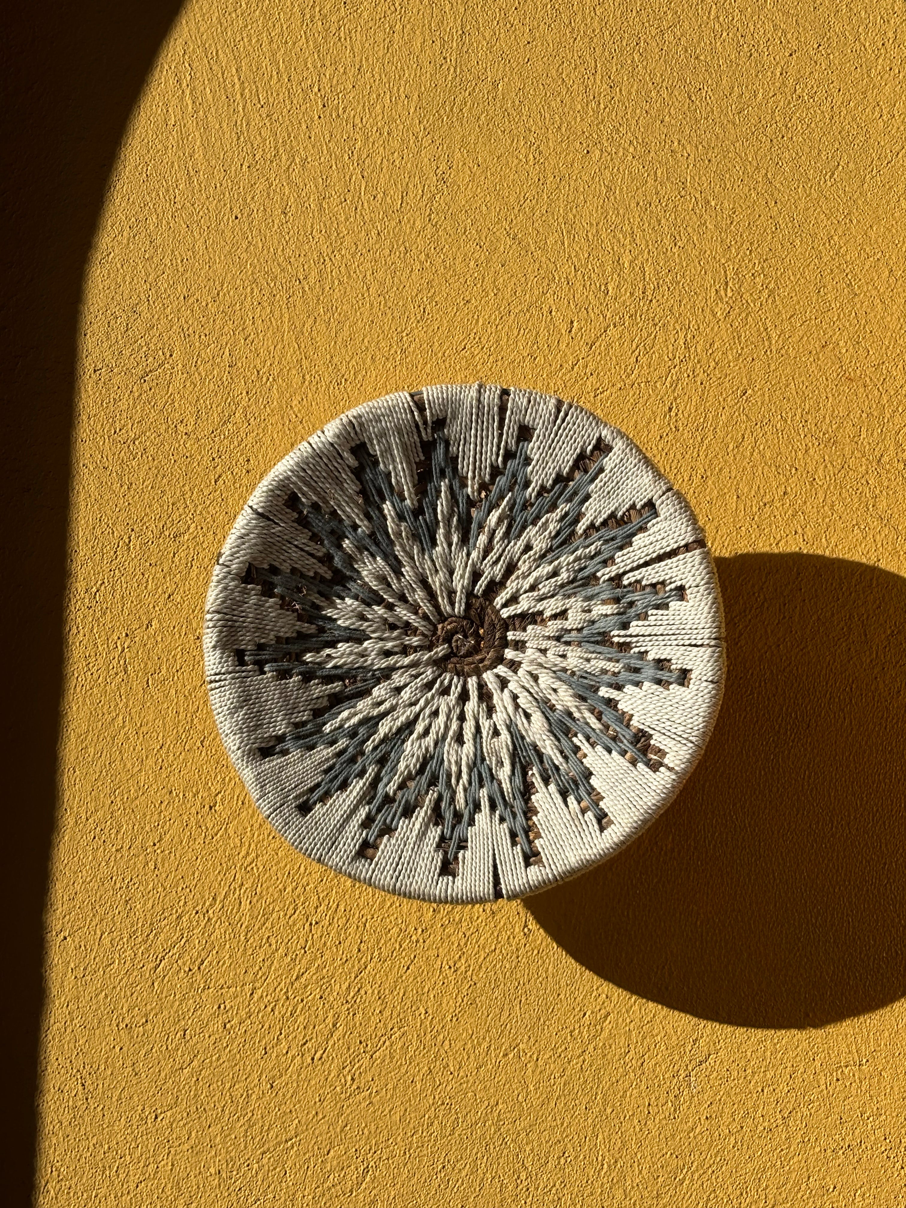 Décoration murale blanche