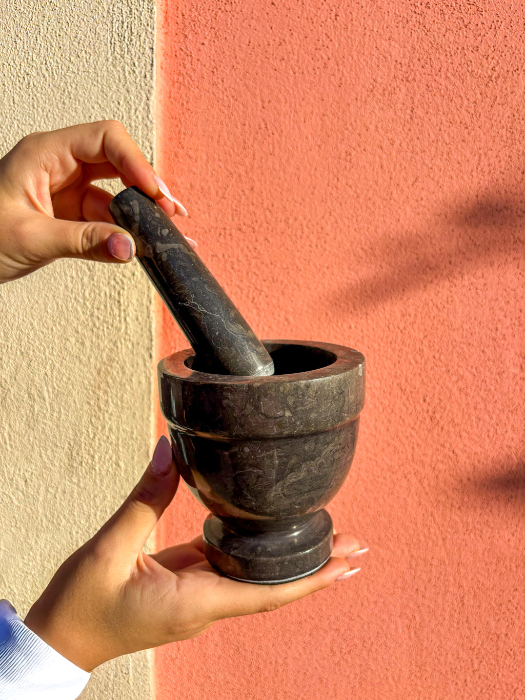 Mortier en marbre gris