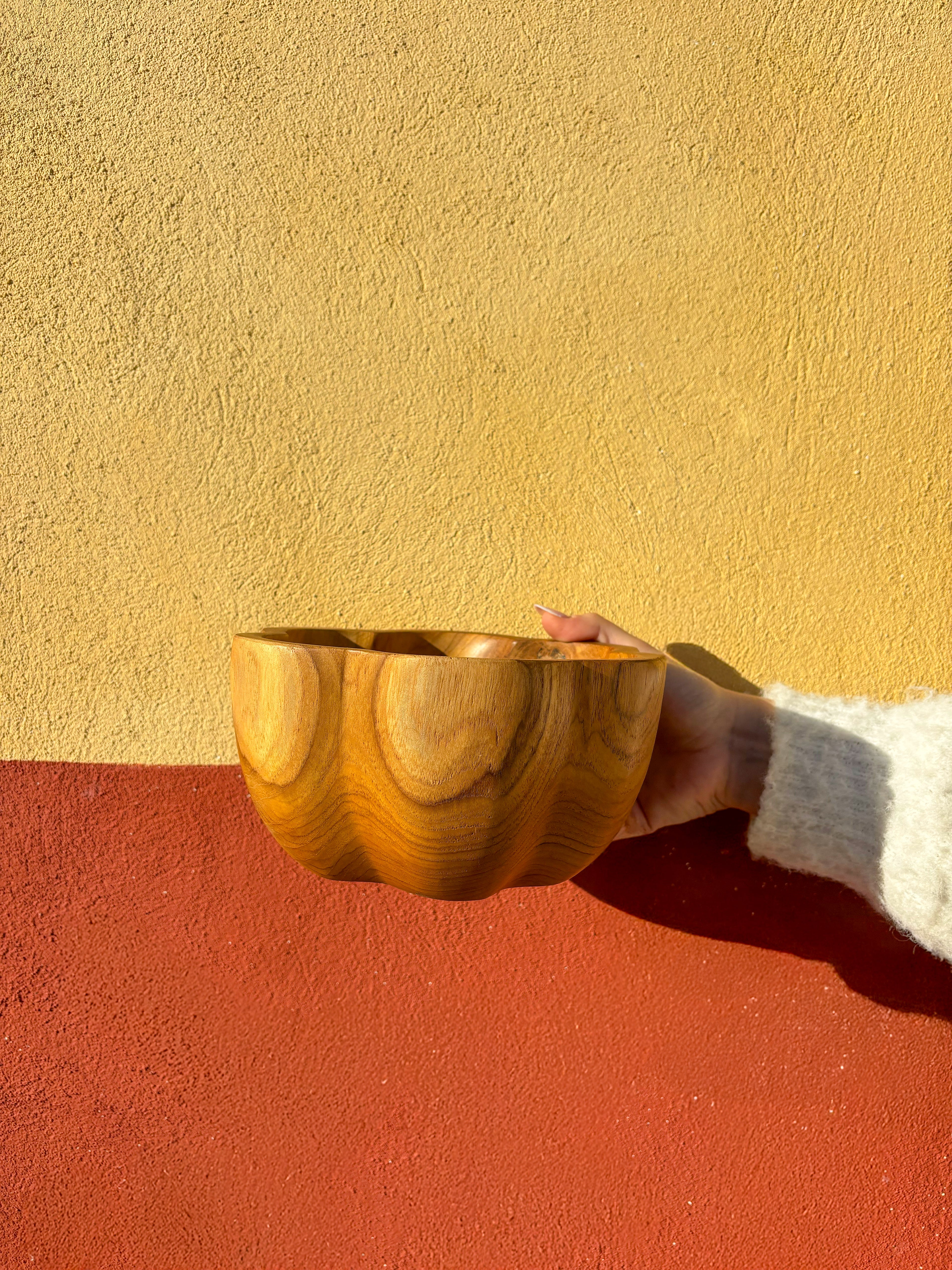 Bol fleur en bois de teck