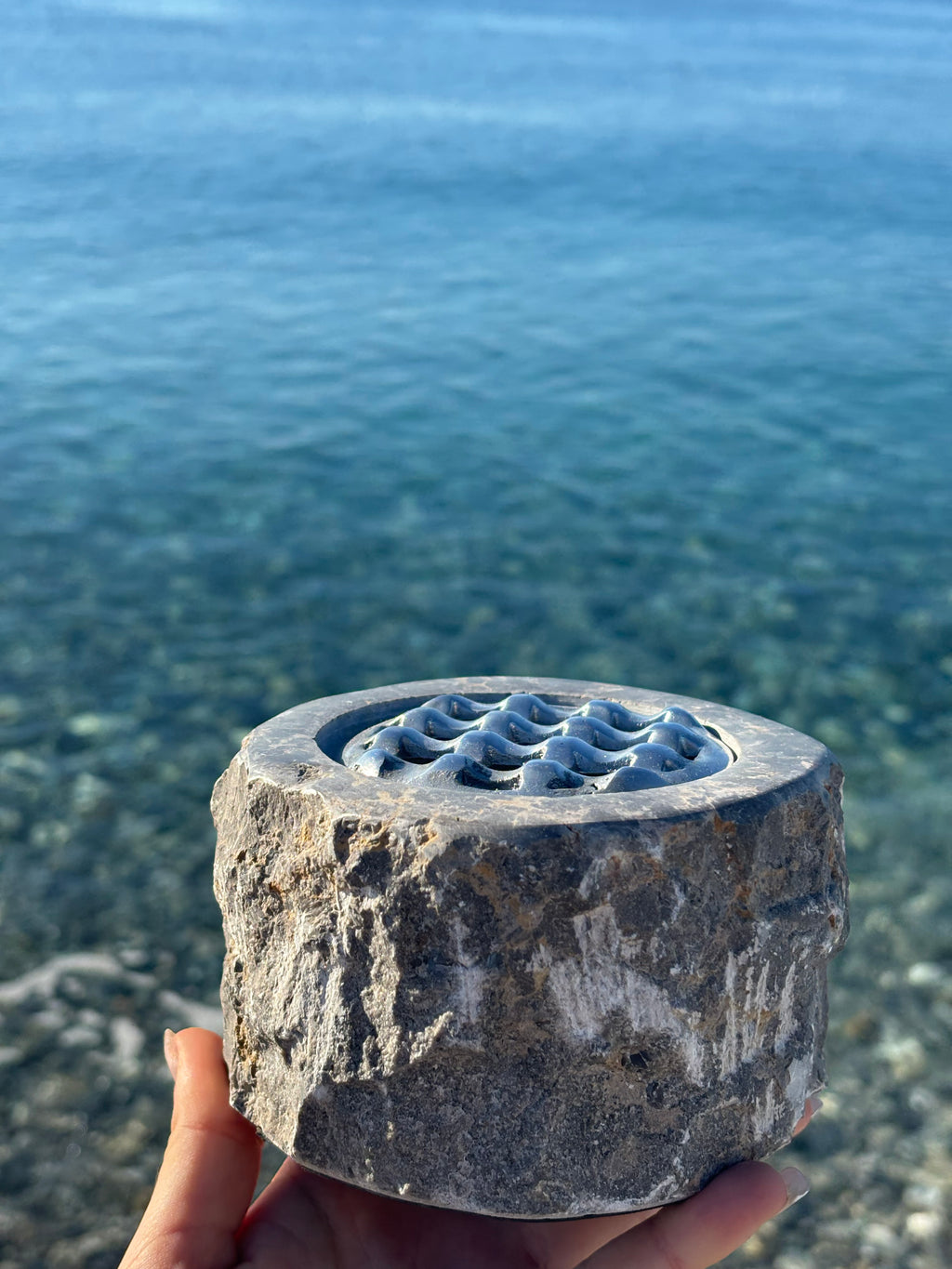 Cendrier marbre brut gris