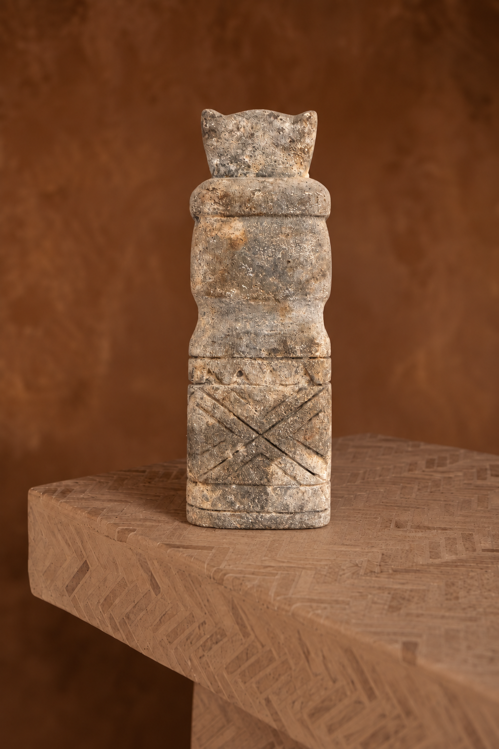 Statue Totem Couronne