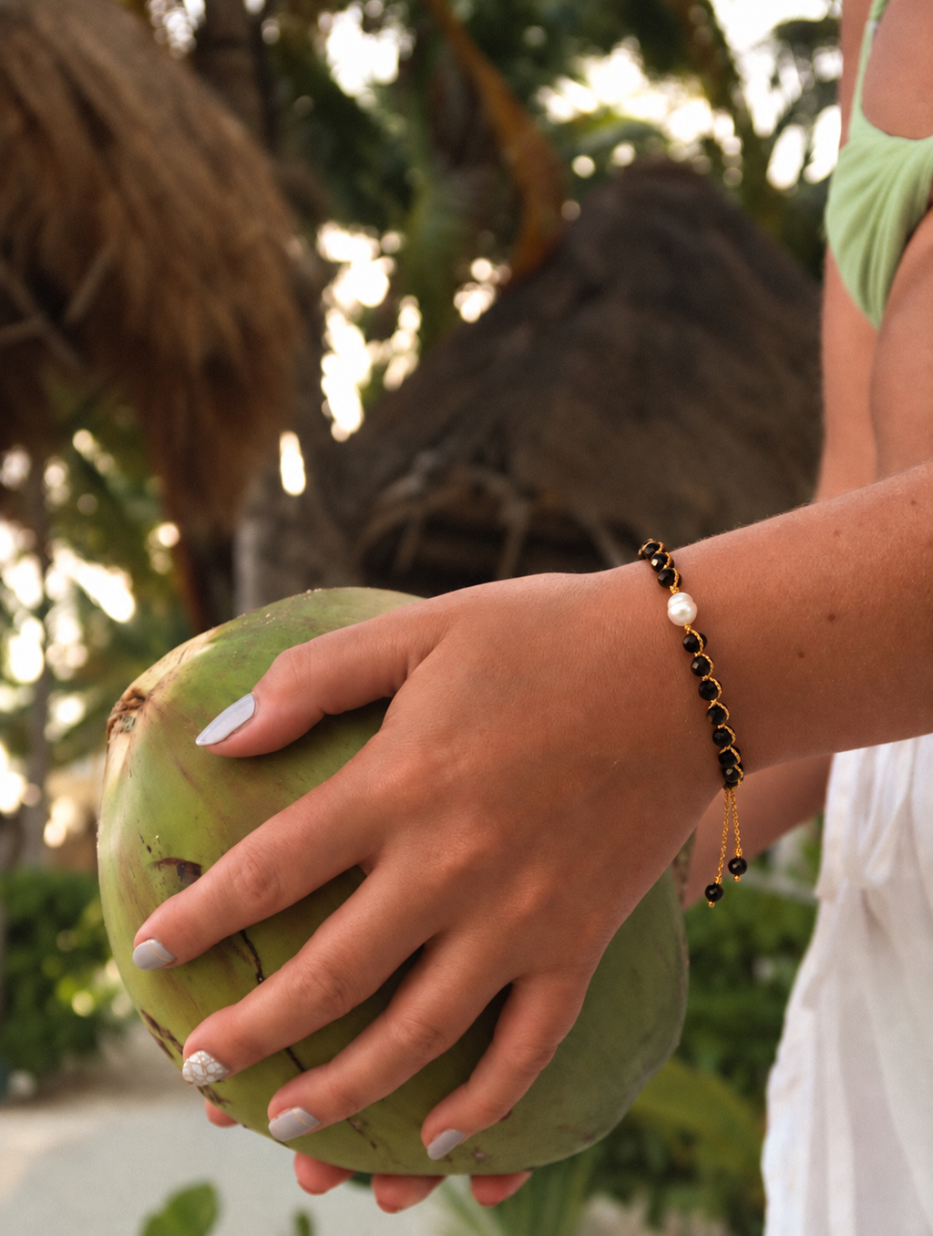 Bracelet Perle de Nacre Noir & Doré