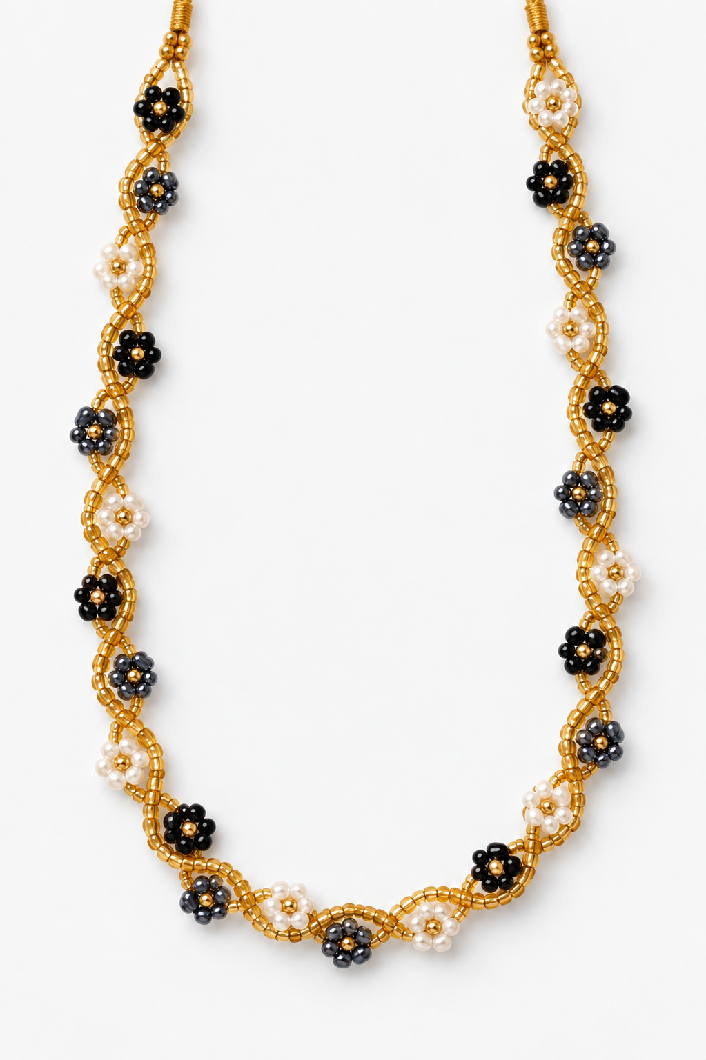 Collier fleurs – Noir, gris et blanc