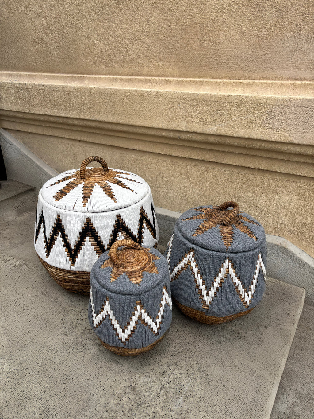 Paniers tressés à couvercle – 3 tailles disponibles