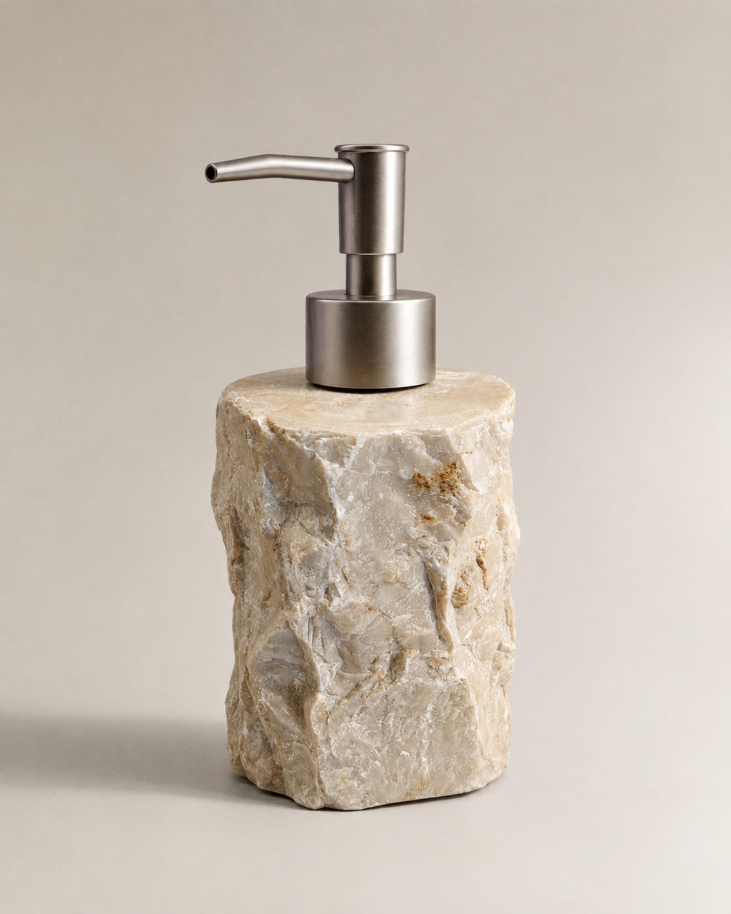 Push à savon en marbre petit blanc embout gold