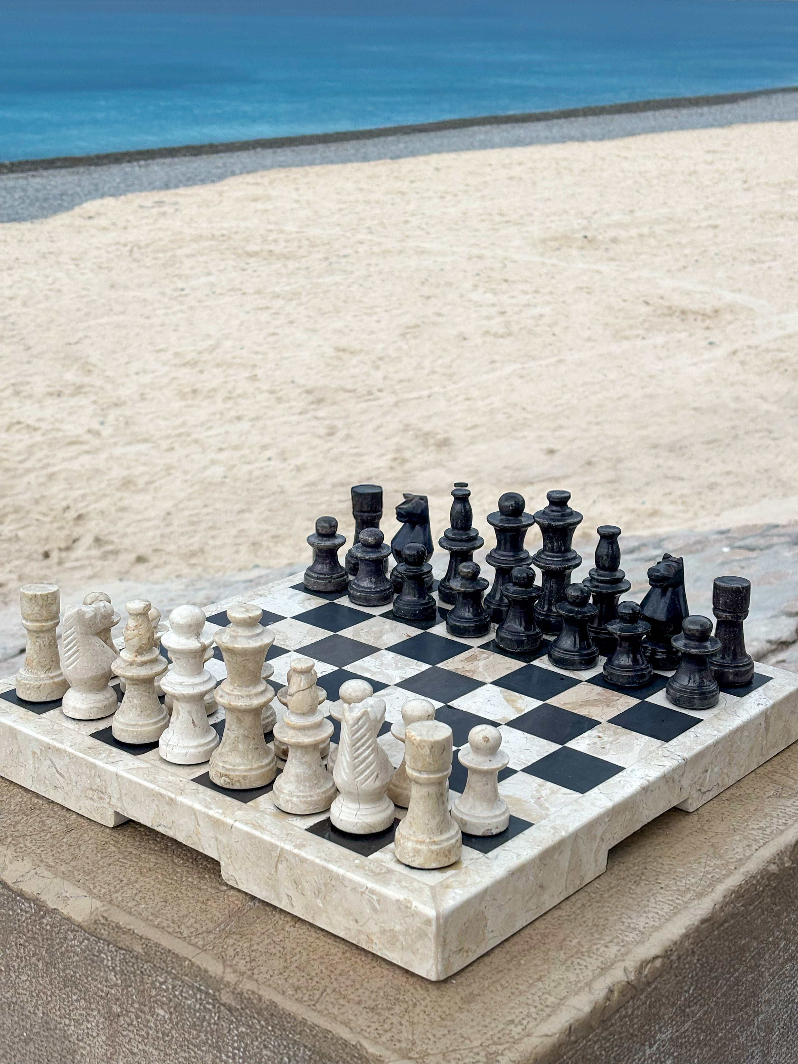 Échiquier en Marbre – Jeu d’Échecs de Luxe Fait Main