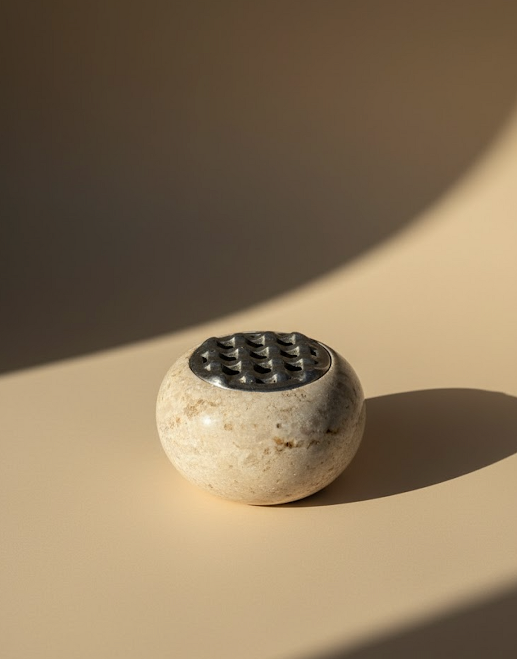 Cendrier en marbre lisse blanc