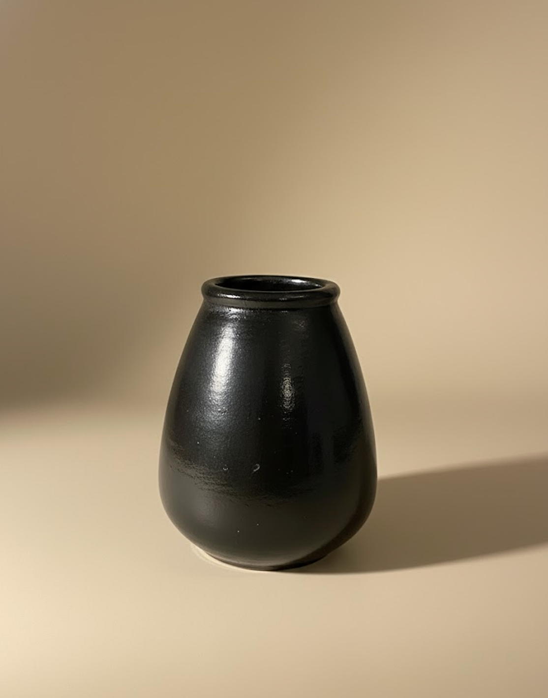 Vase noir 1