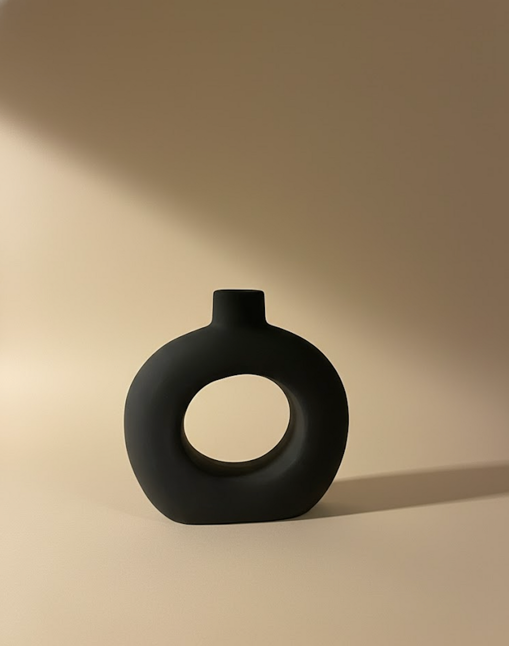 Vase cercle noir