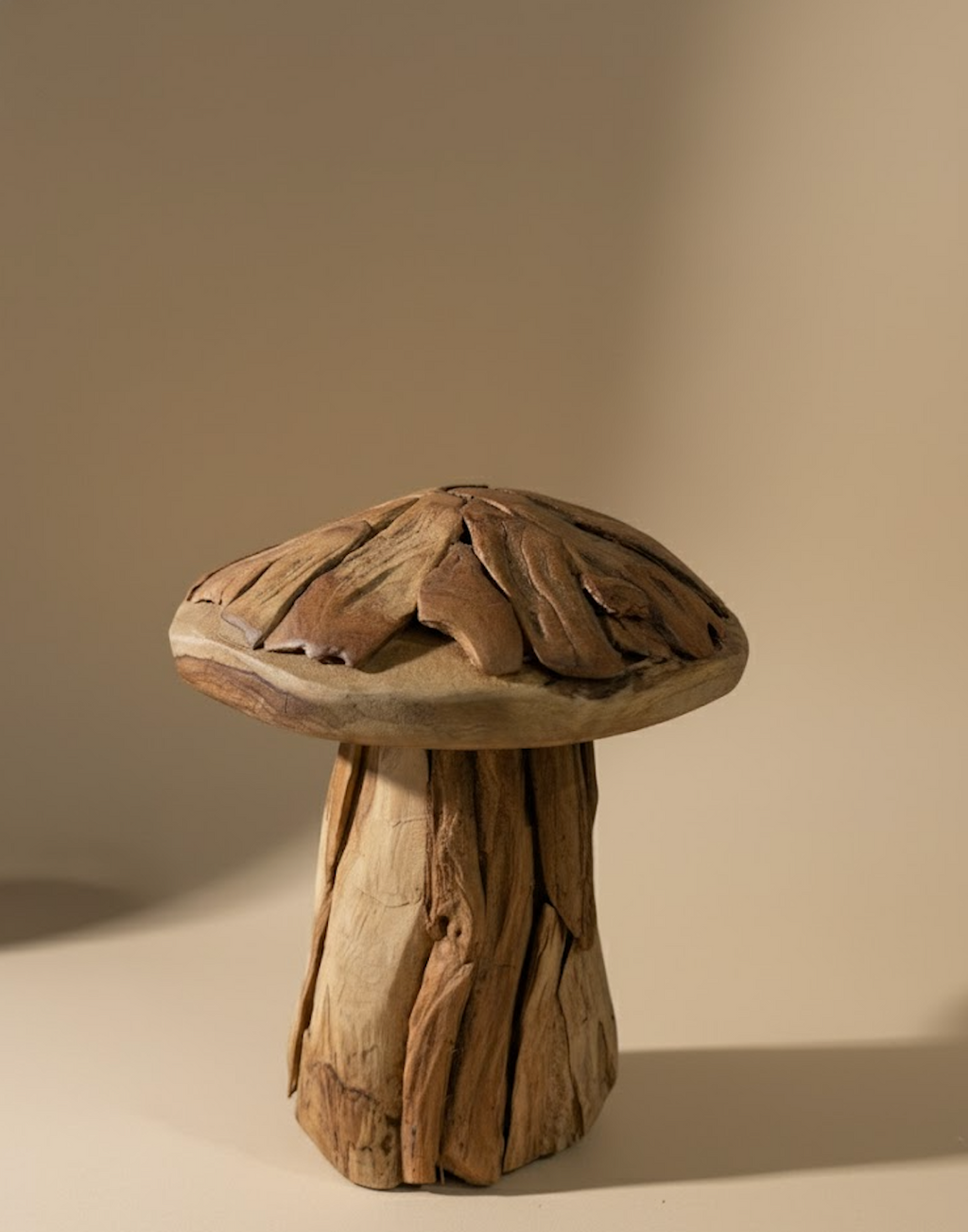 Champignon en bois de teck