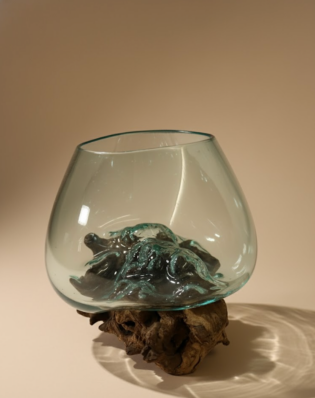 Verre soufflé et bois de teck