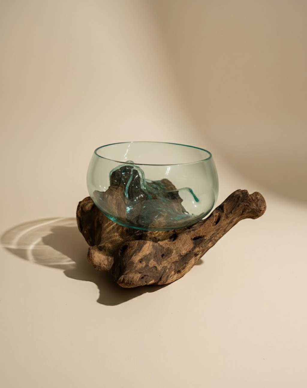 Verre soufflé et bois de teck