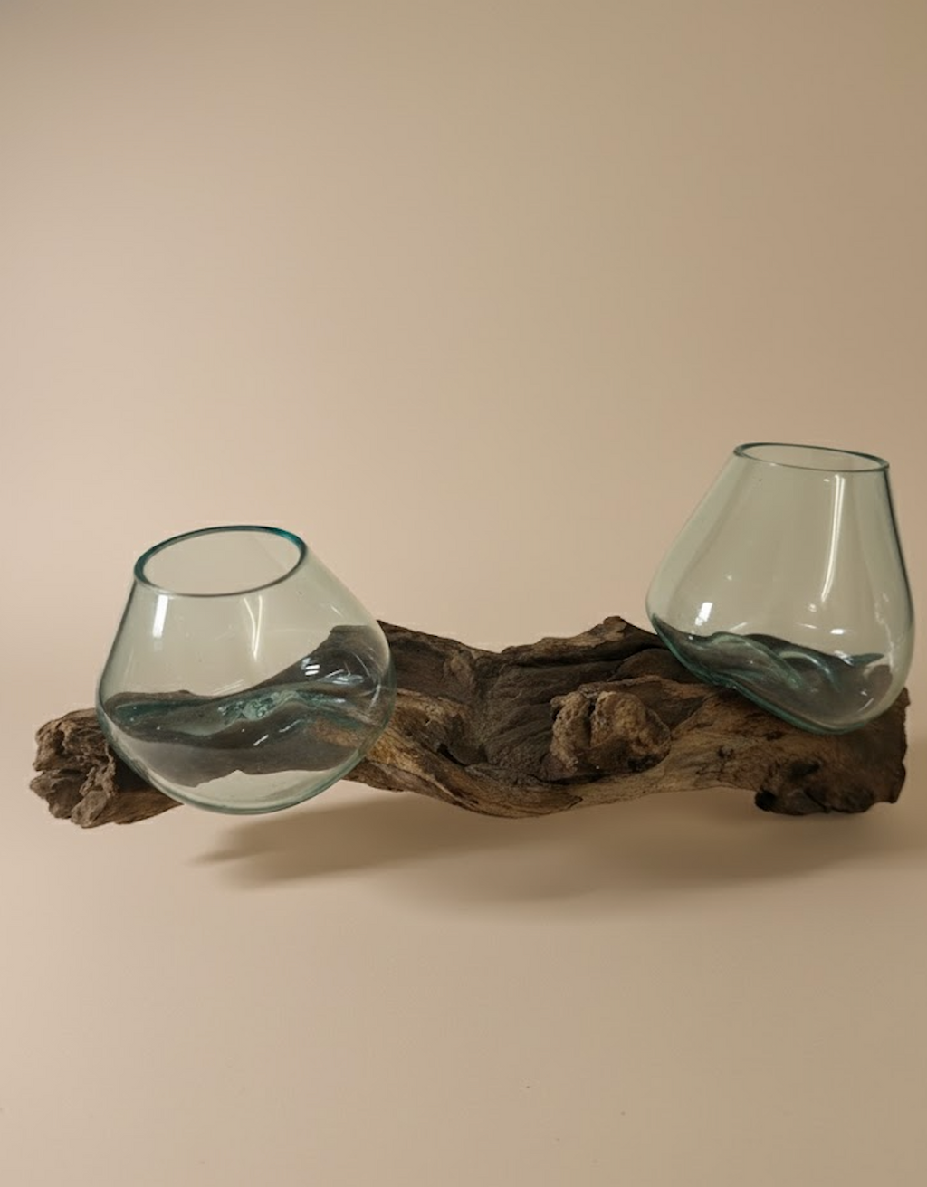 Verre soufflé et bois de teck