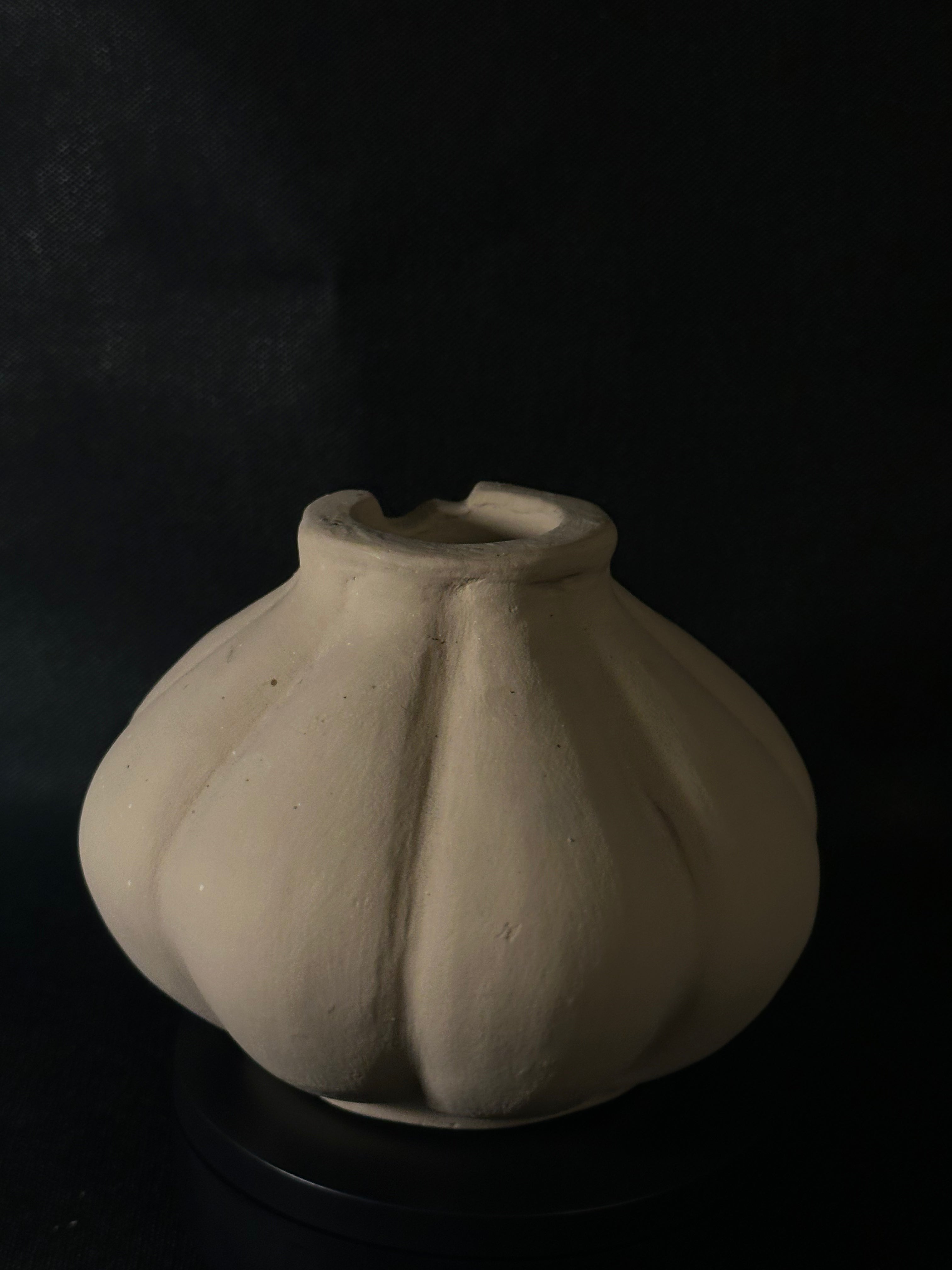 Vase beige