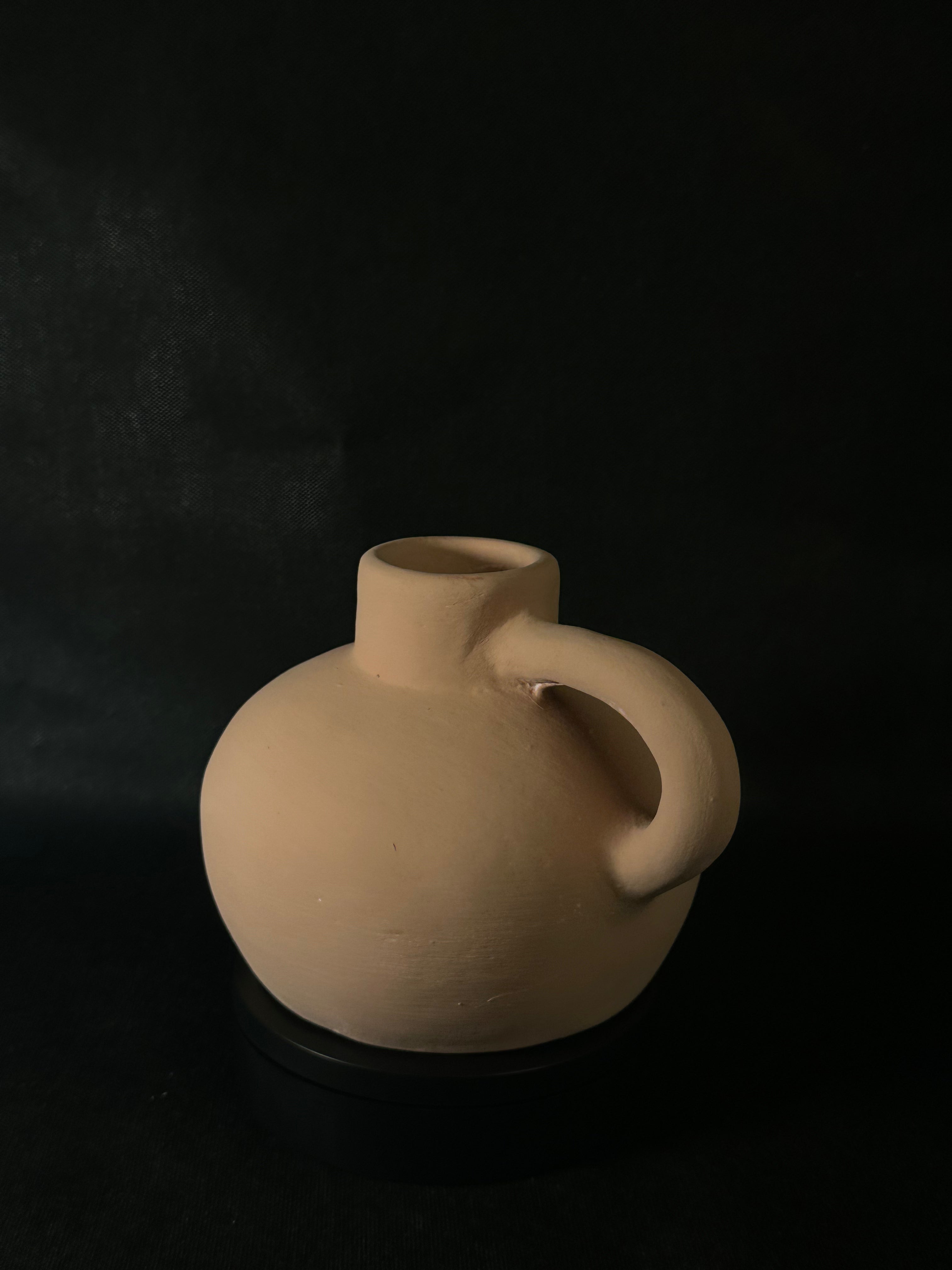 Vase rond avec poignée saumon