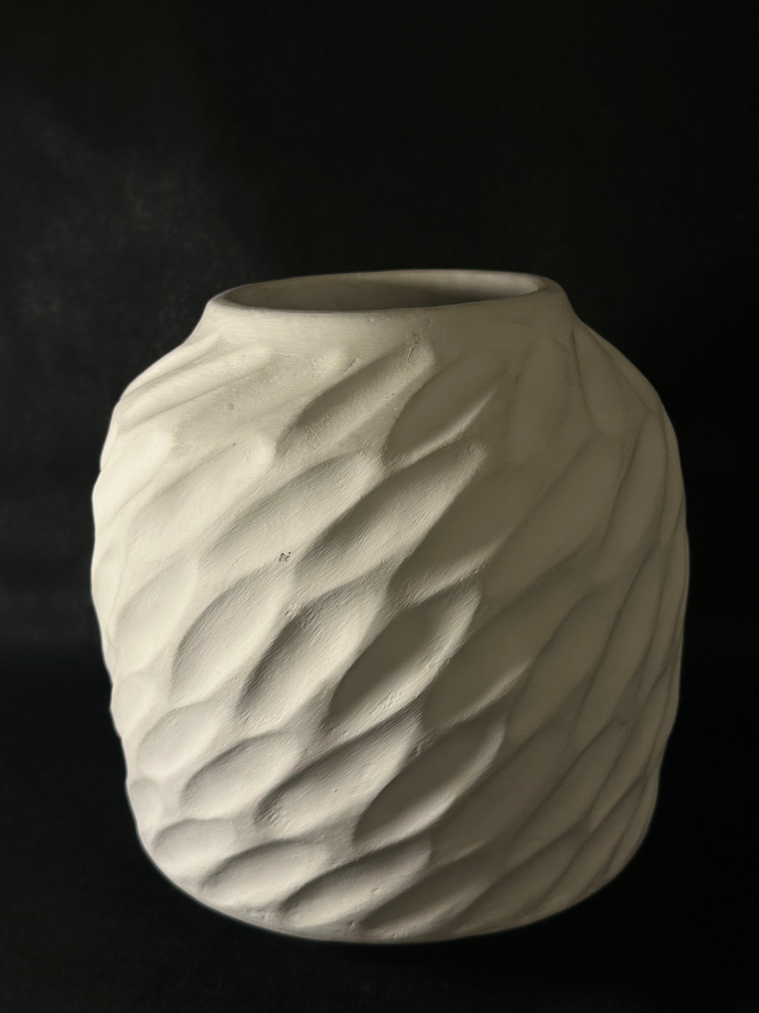 Vase blanc texturé