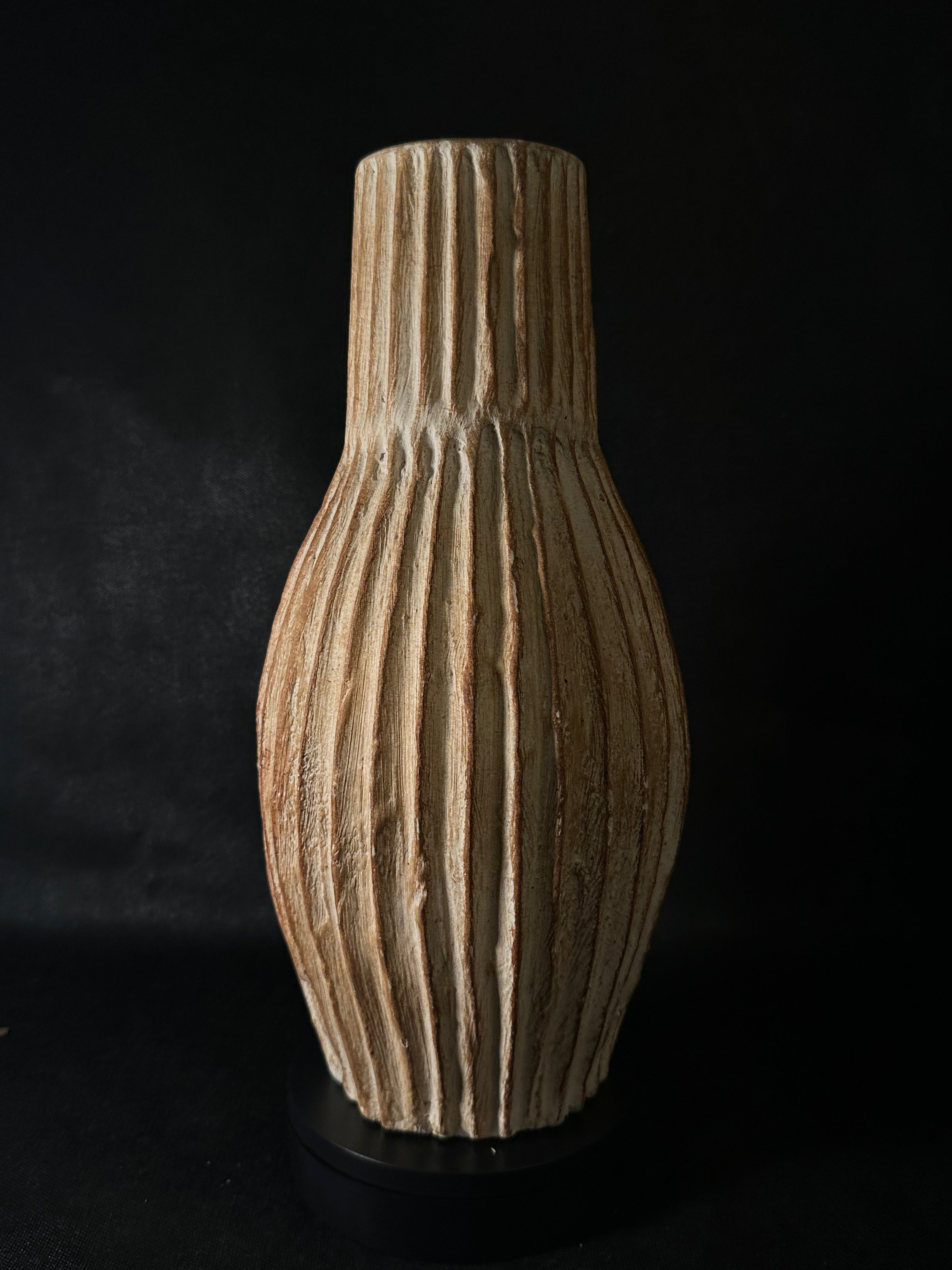 Vase à rayures blanc et orange