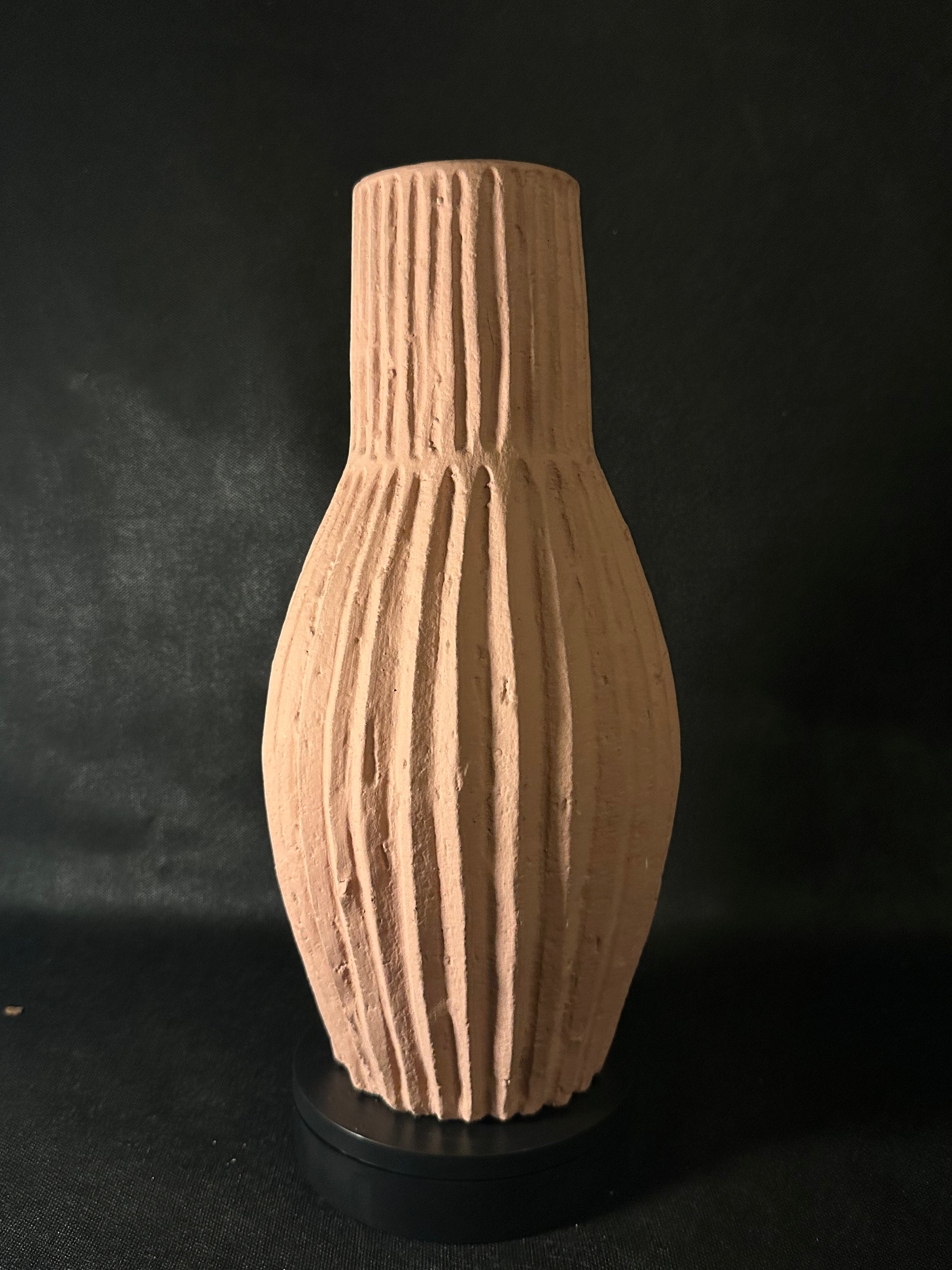 Vase à rayures saumon
