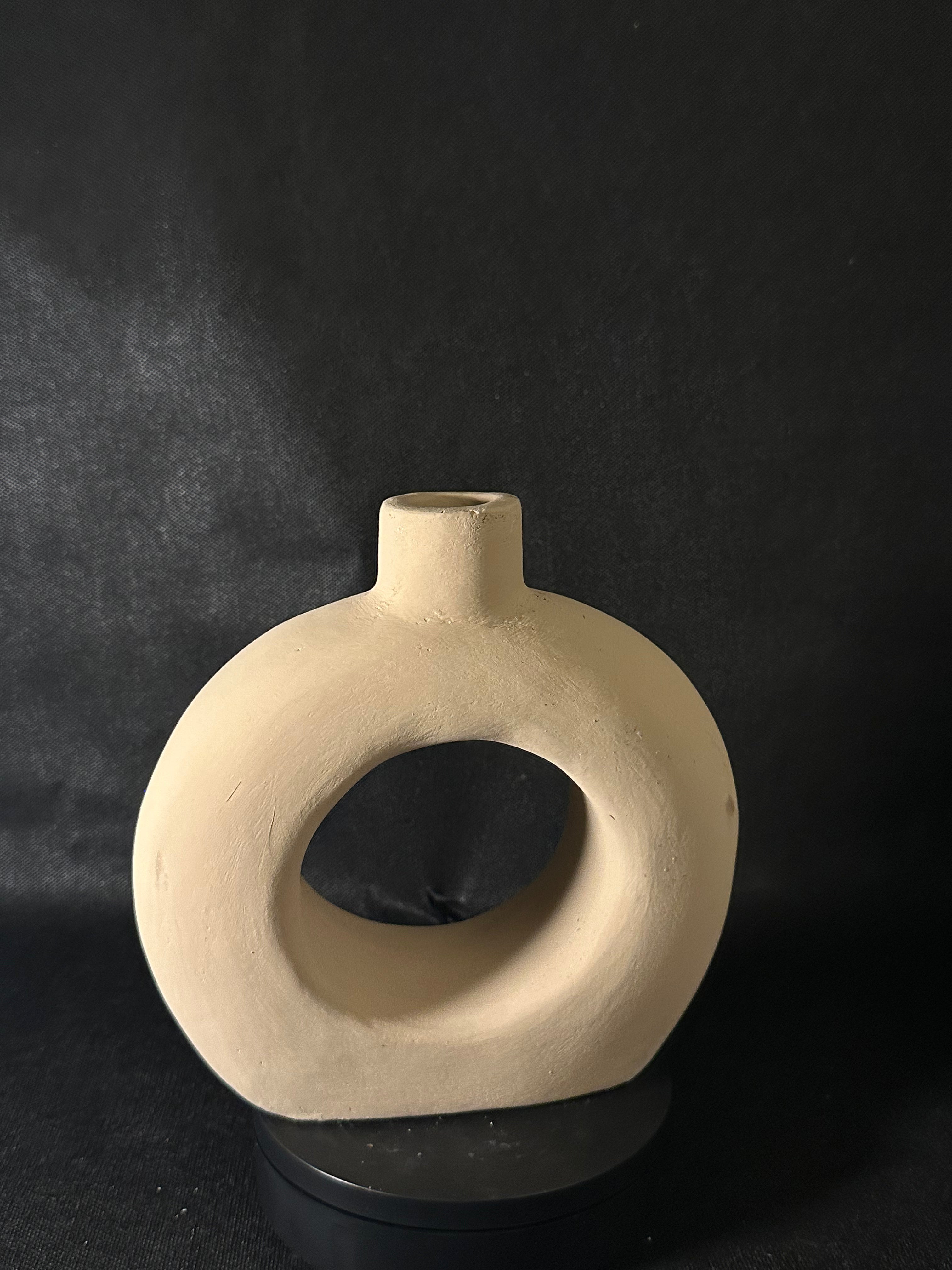 Vase cercle beige