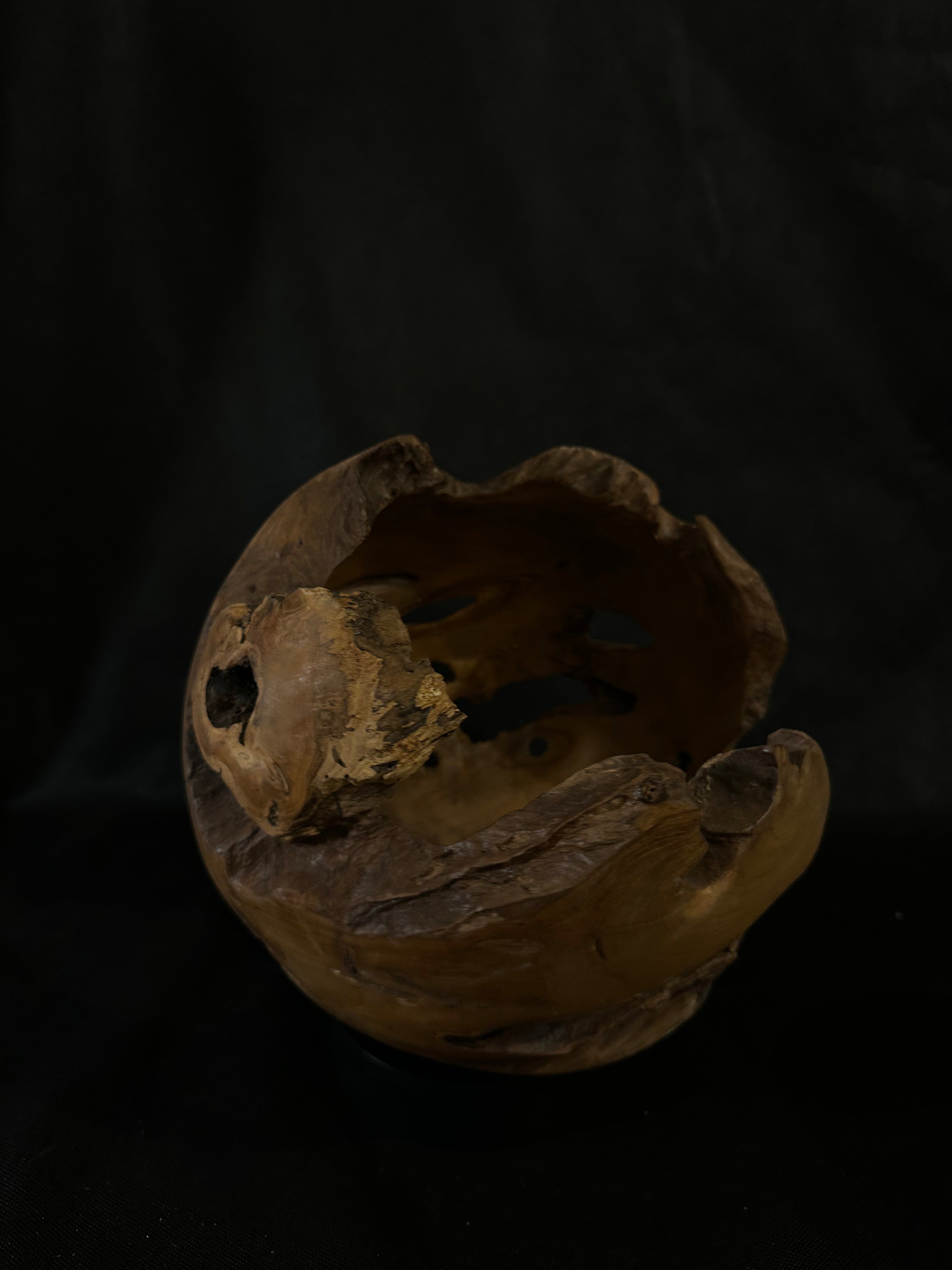 Sphere en bois de teck