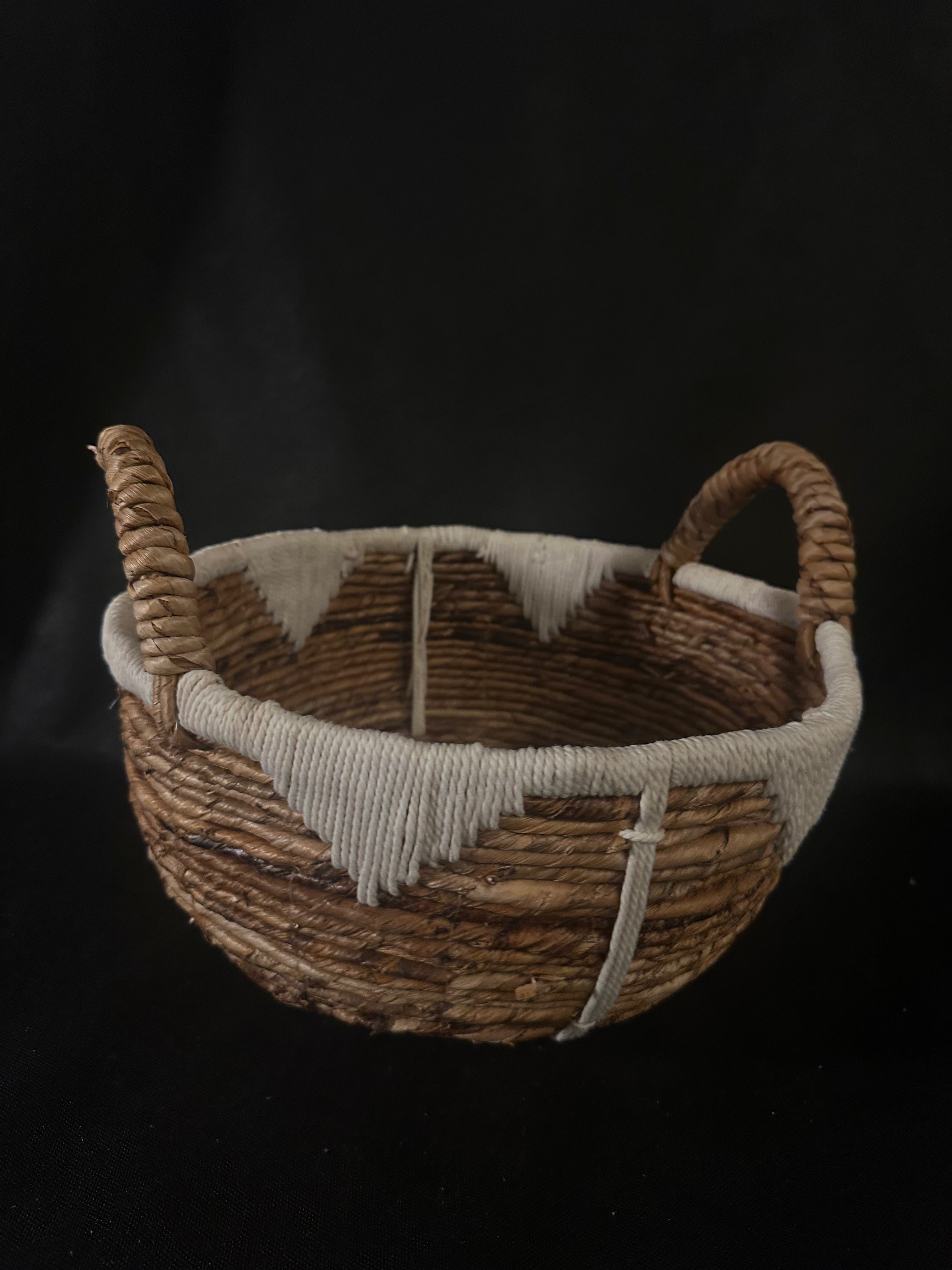 Panier grand en macramé