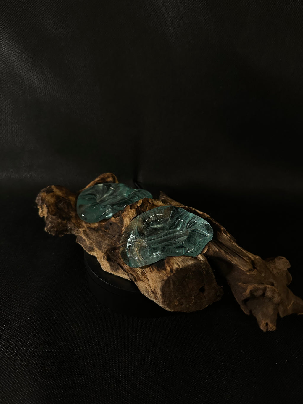 Verre soufflé et bois de teck