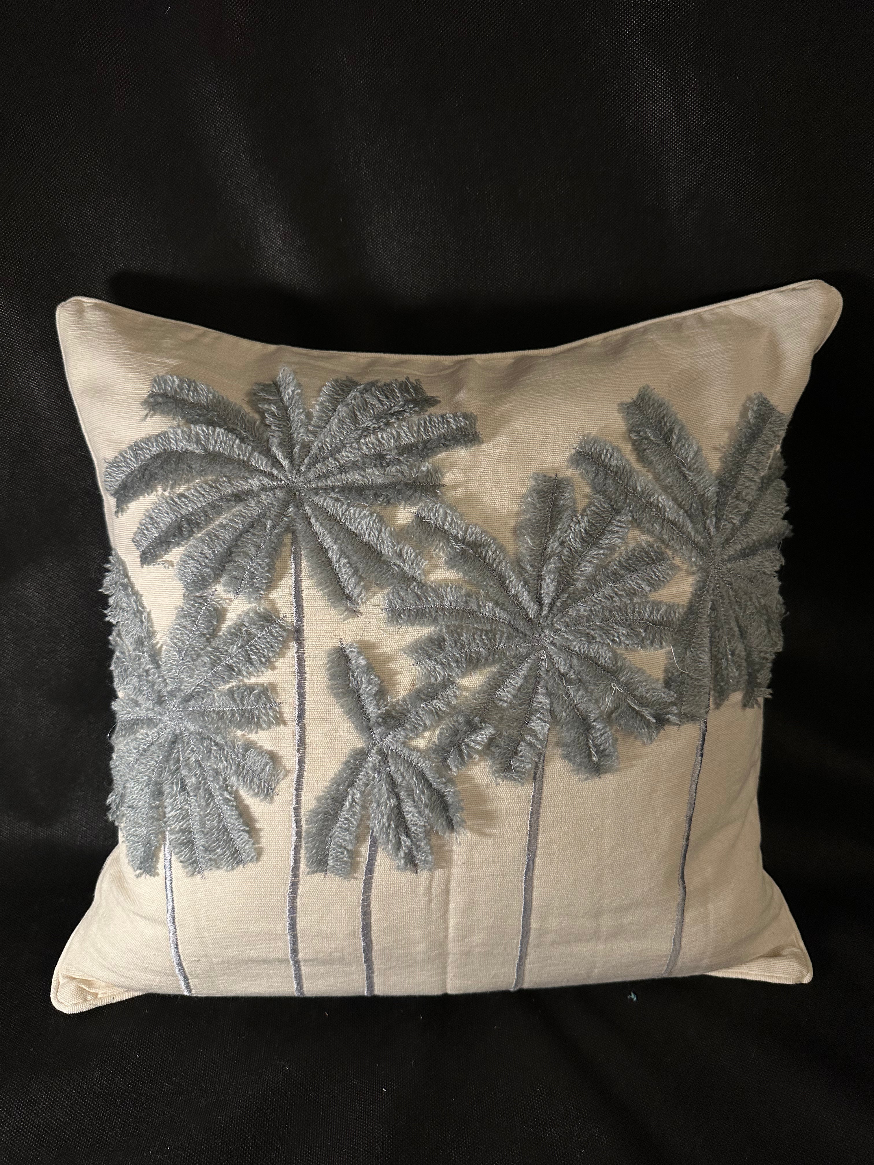 Taies de coussins bleues Palmier brodé