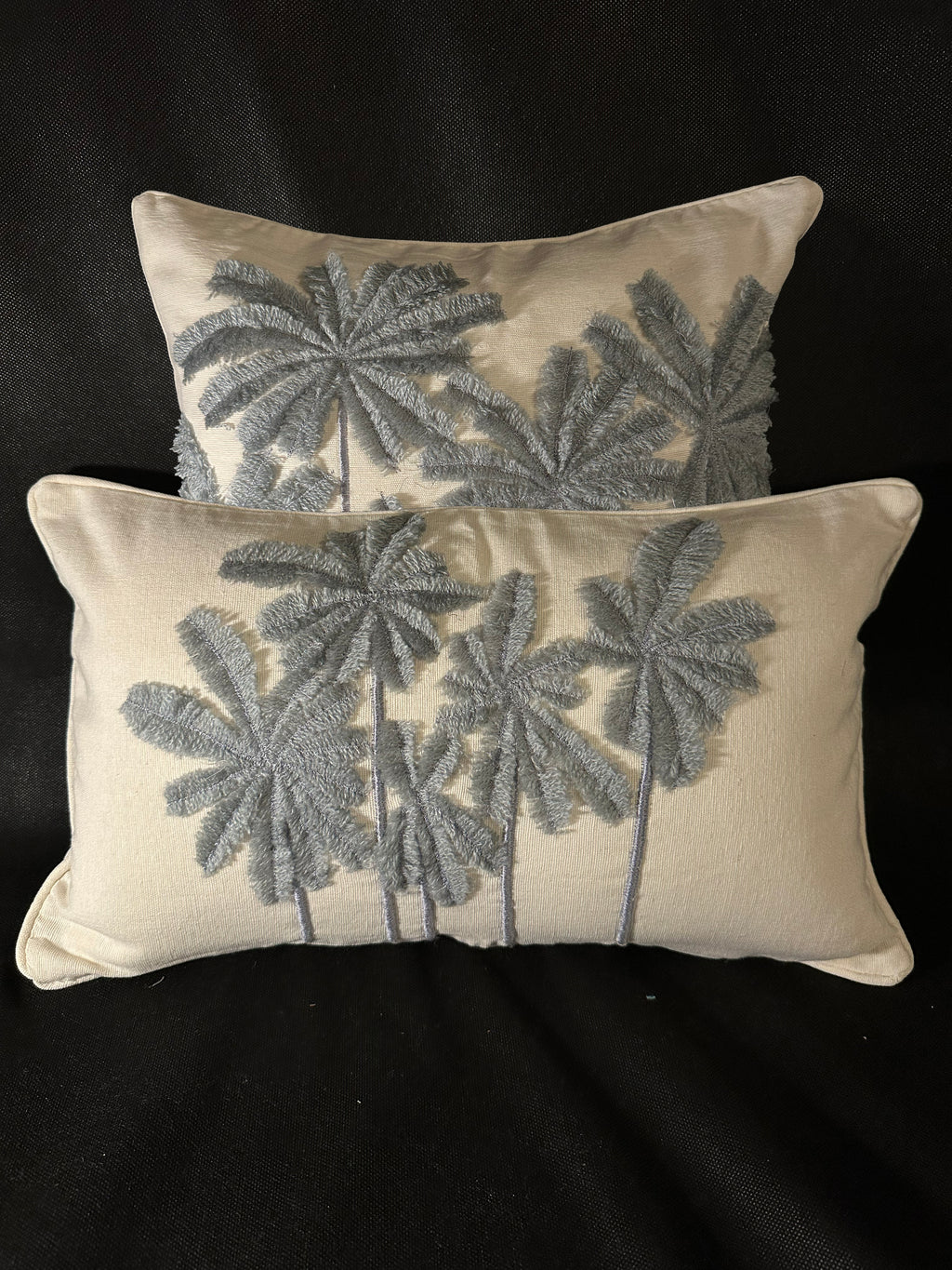 Taies de coussins bleues Palmier brodé