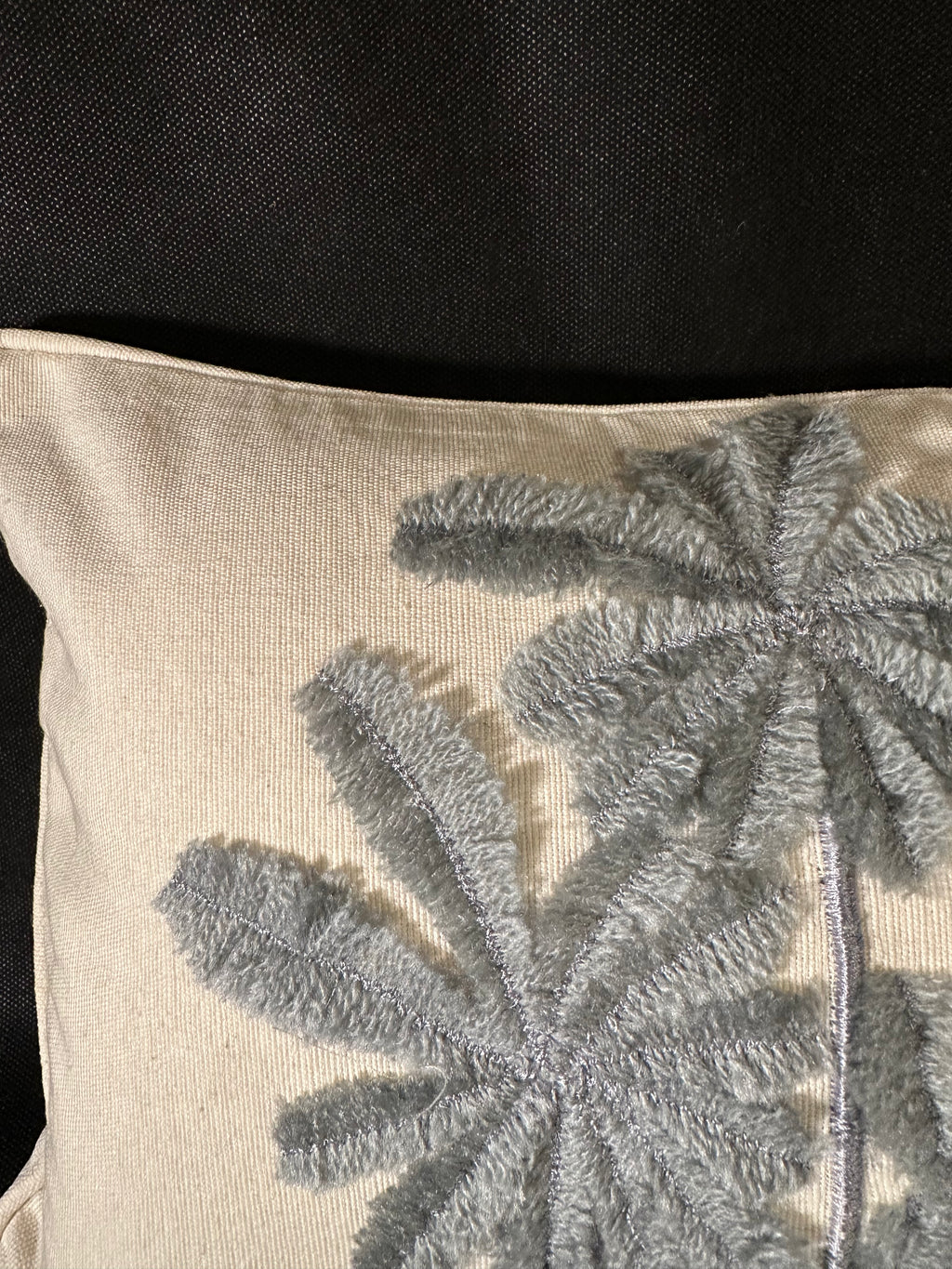 Taies de coussins bleues Palmier brodé