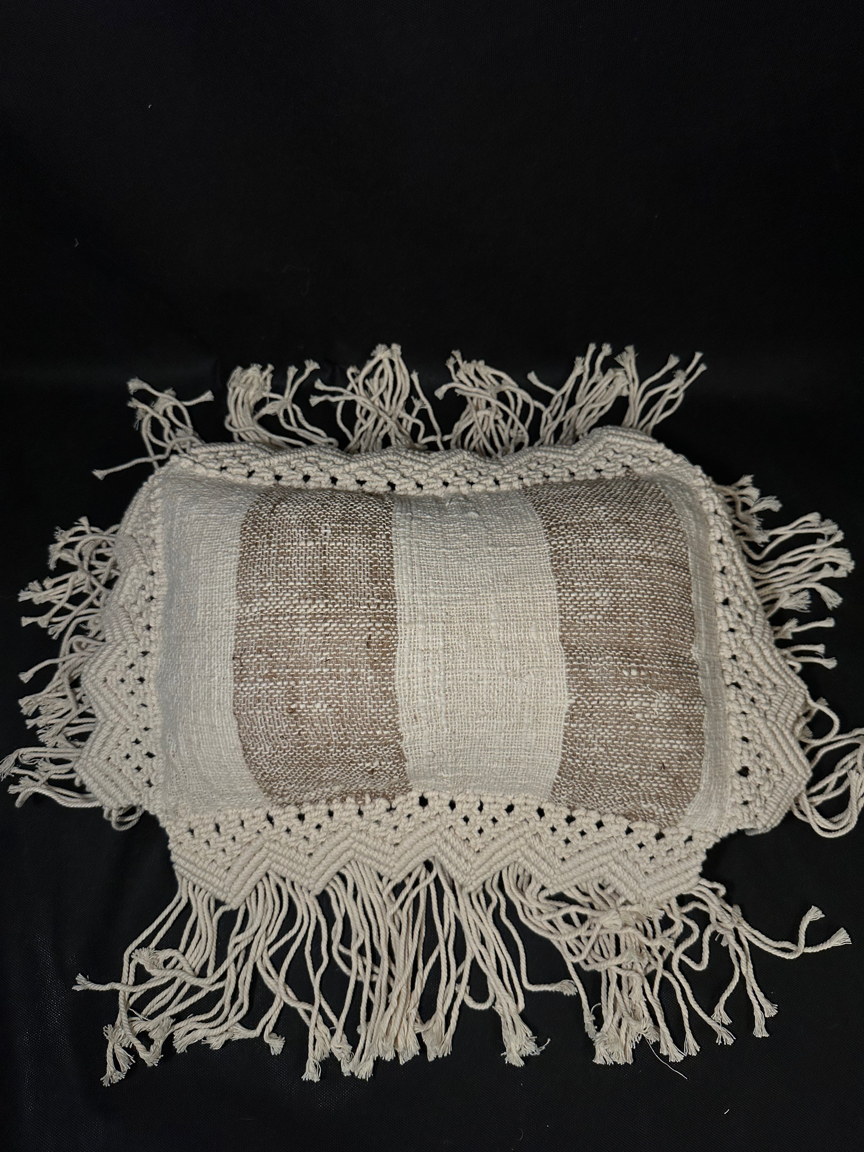 Taies de coussins en macramé