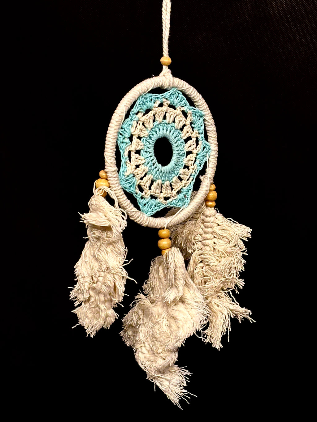 Petit Attrape-Rêves Bleu et Écru en Macramé