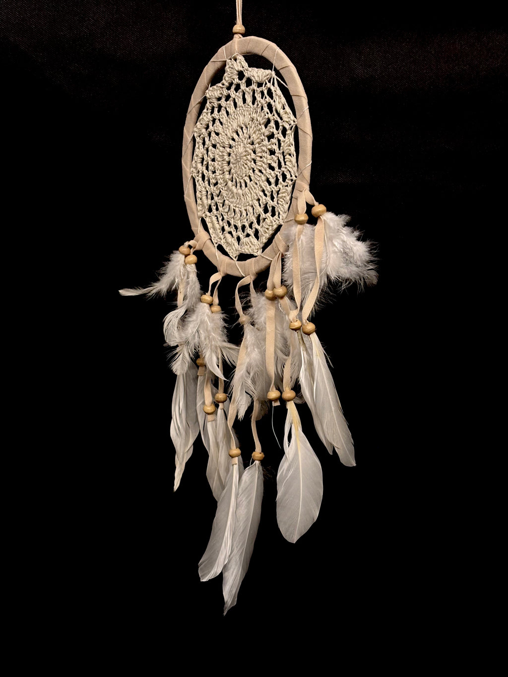 Petit Attrape-Rêves Bohème en Dentelle et Plumes Naturelles