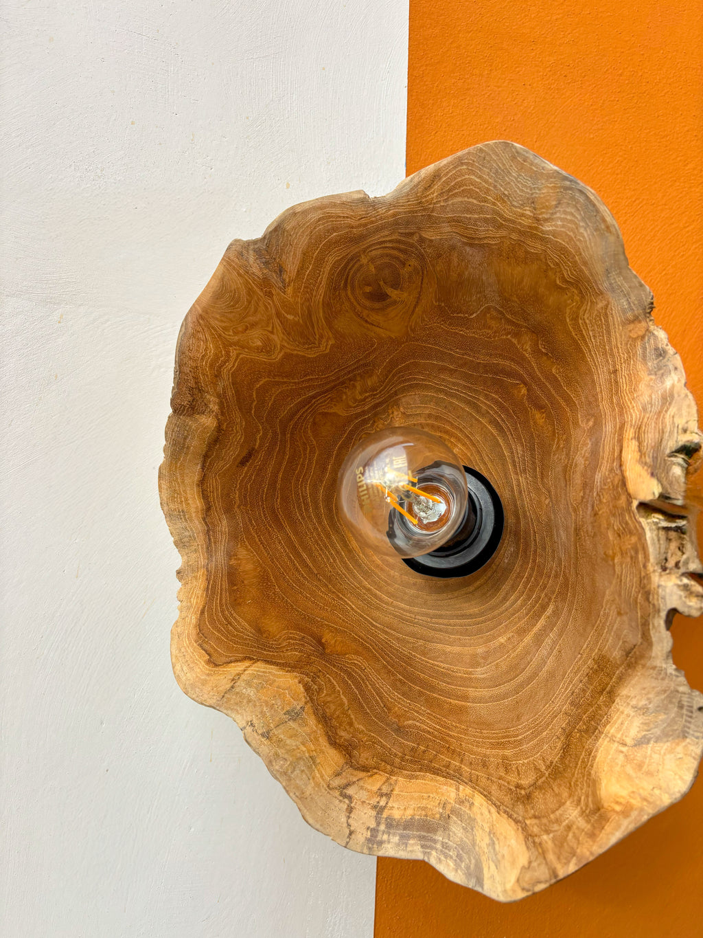 Luminaire coupole en bois de teck