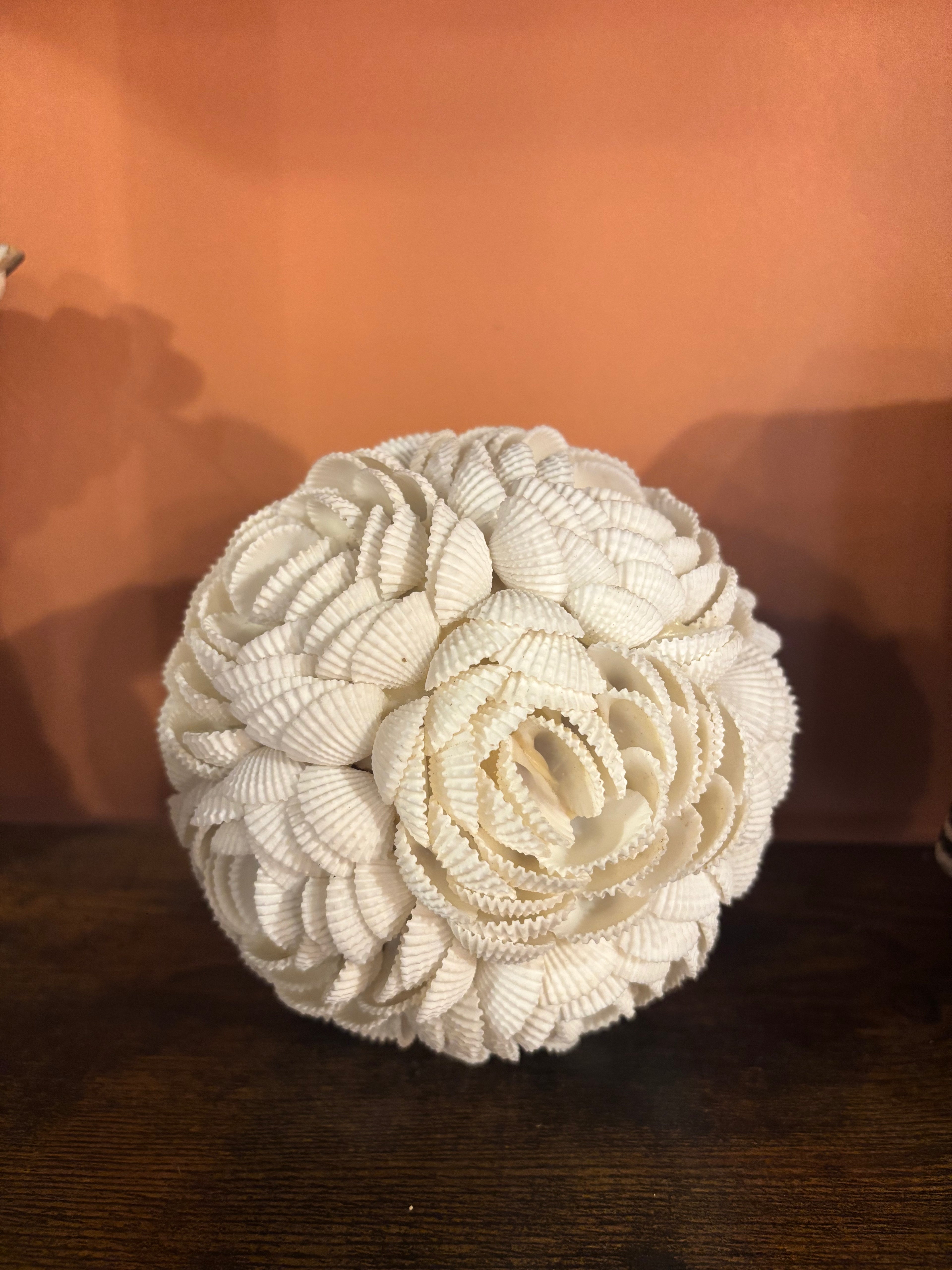 Boule en coquillages