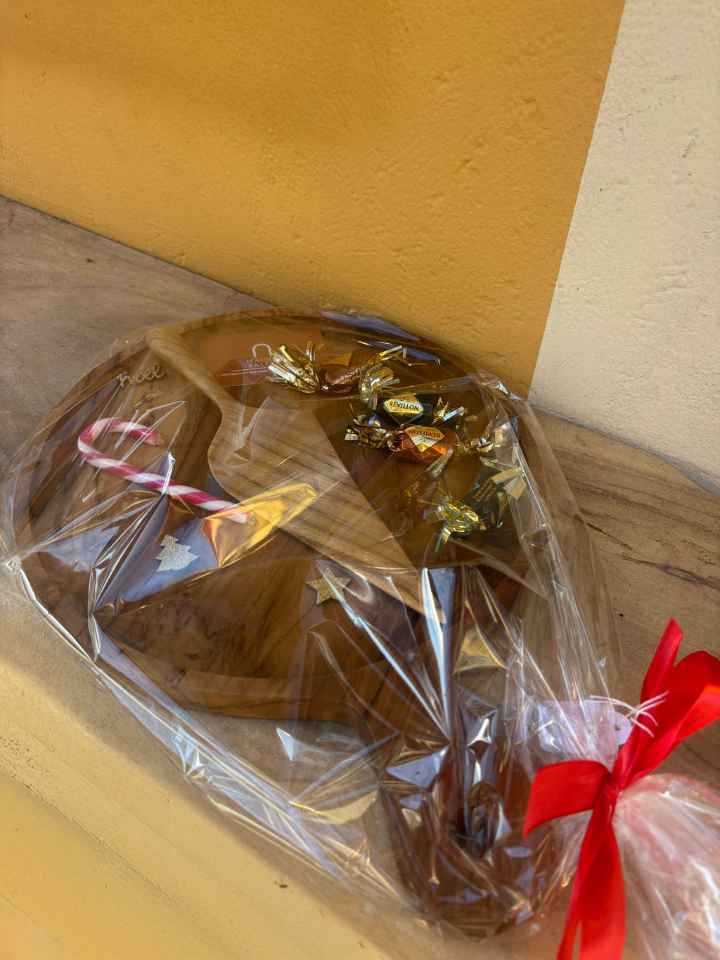 Coffret Planche en Bois & Coupelle à Tarte – Fabrication Artisanale