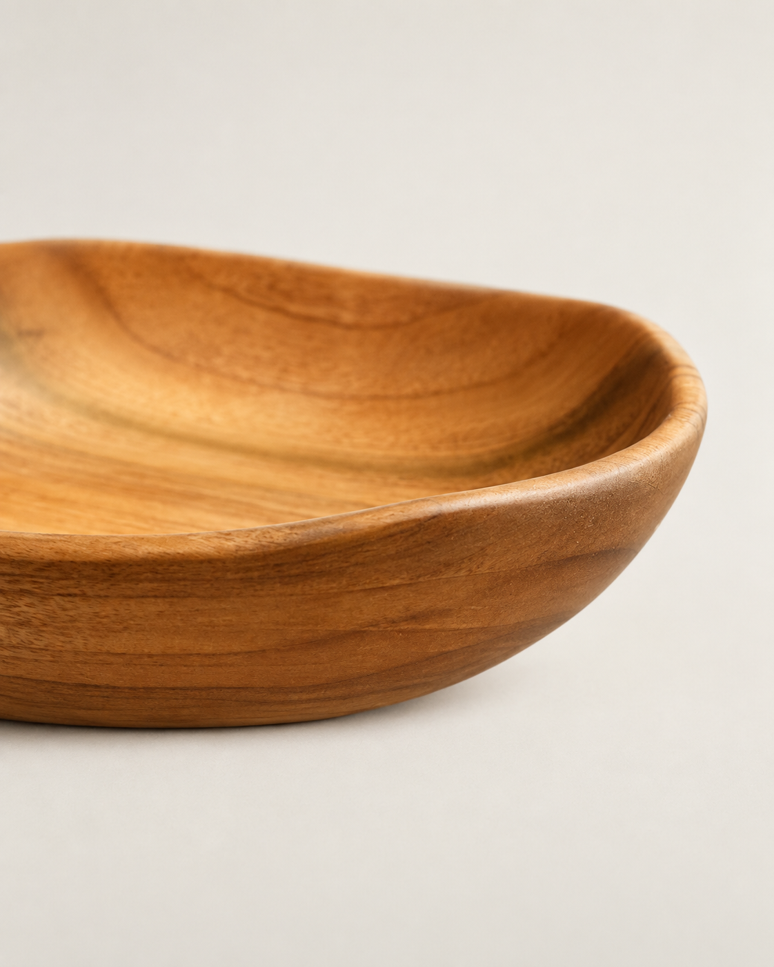 Coupe en teck – Forme basse