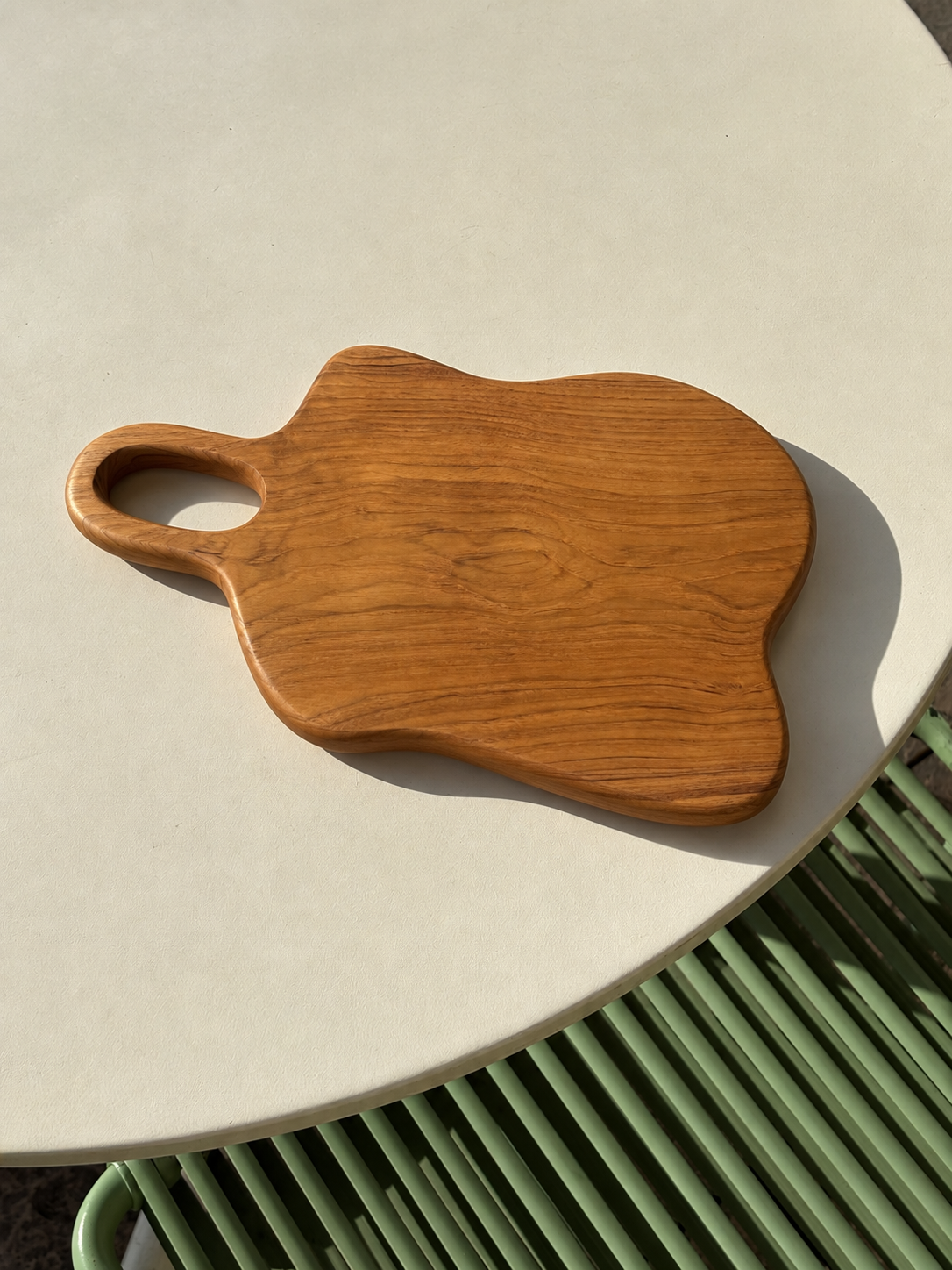Planche en bois forme organique