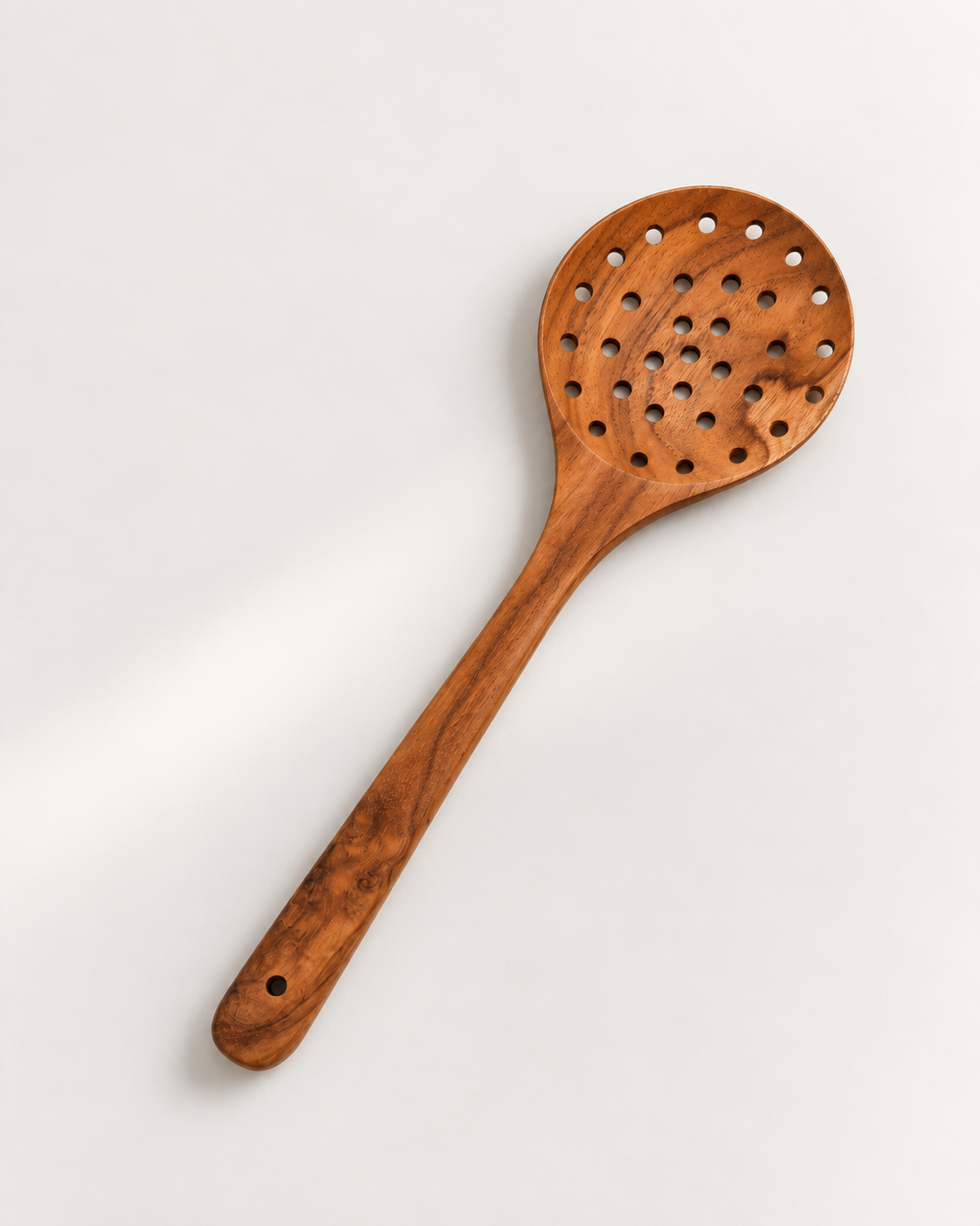 Cuillère écumoire en bois de teck